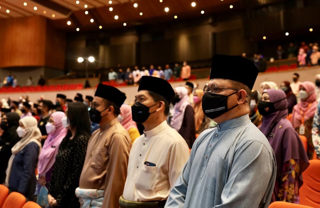 Cuti Terkumpul Kakitangan Kerajaan Naik Kepada 180 Hari