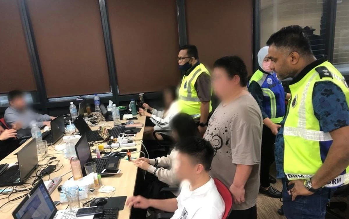 Tak Sampai Sebulan, Sudah Diserbu Polis