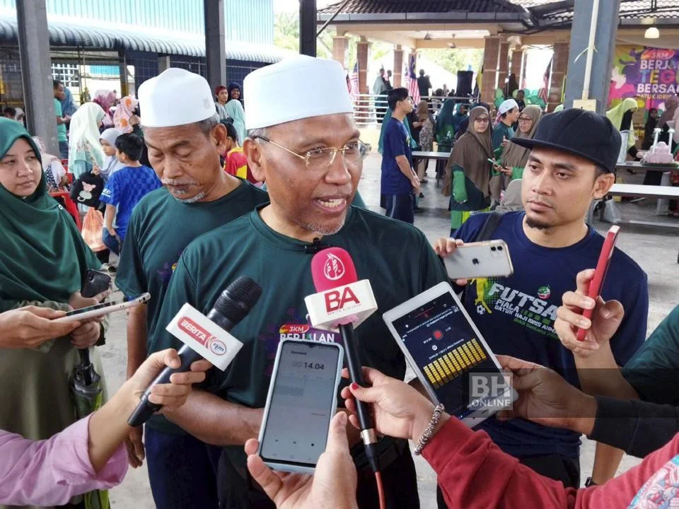 Wanita Berpakaian Ihram Seperti Lelaki Di Makkah Diminta Tampil