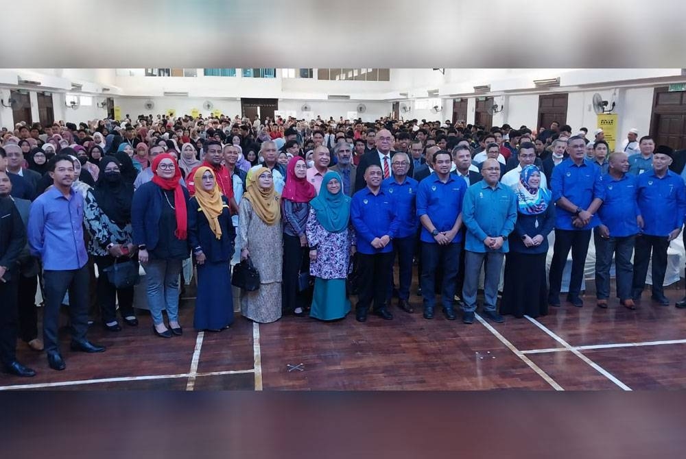 Mastura Antara 126 Calon BN Perak