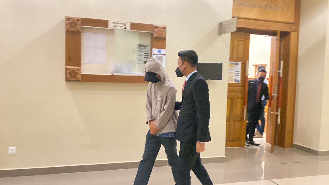 Sarjan Mejar Hadapi 24 Tuduhan Rasuah