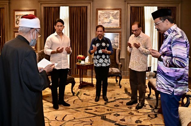 PM Terharu Kunjungan Sultan Brunei