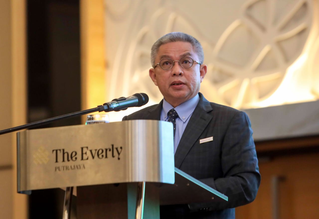 PRU15: UMNO Tenggara Tetap Mahu Adham Baba