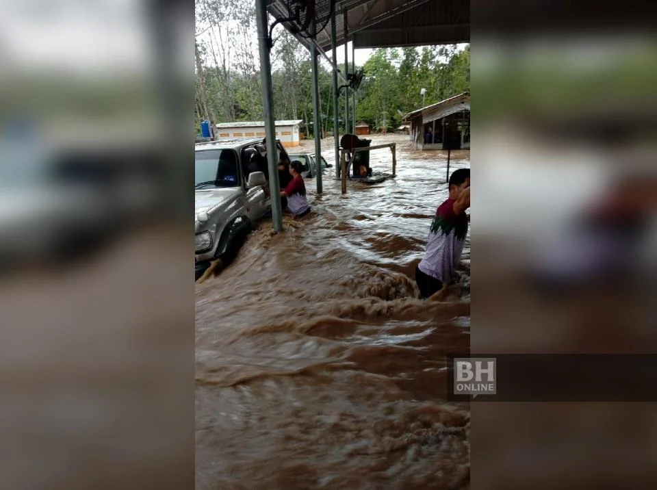 30 Terperangkap Akibat Fenomena Kepala Air