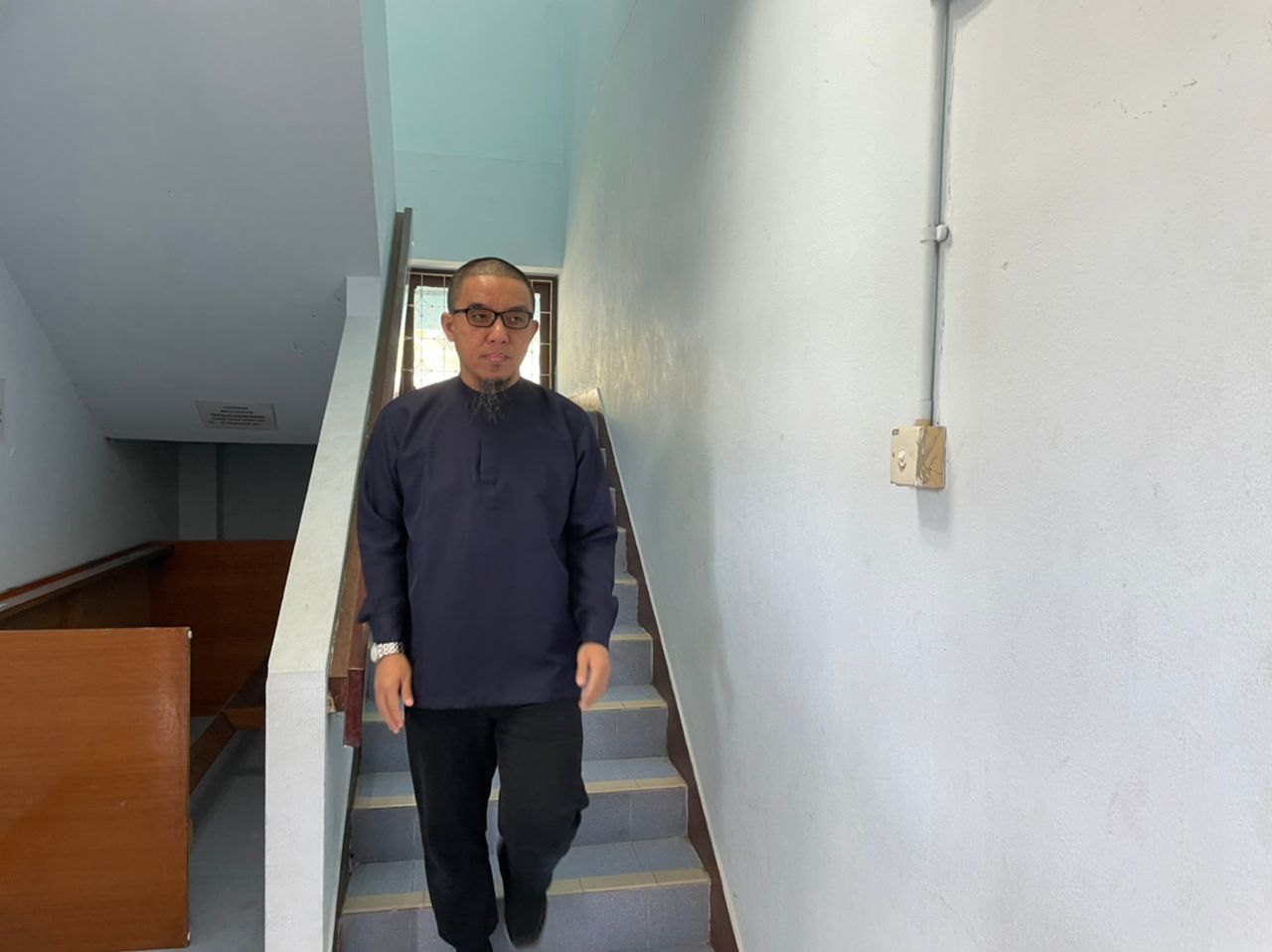 Ebit Lew Hantar Gambar Kemaluan Lelaki Kepada Pengadu – Firdaus Wong