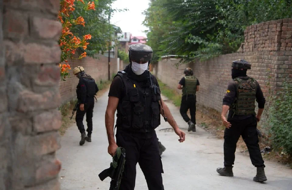 Tembak Dua Lelaki, Tunjuk Perasaan Meletus Di Srinagar