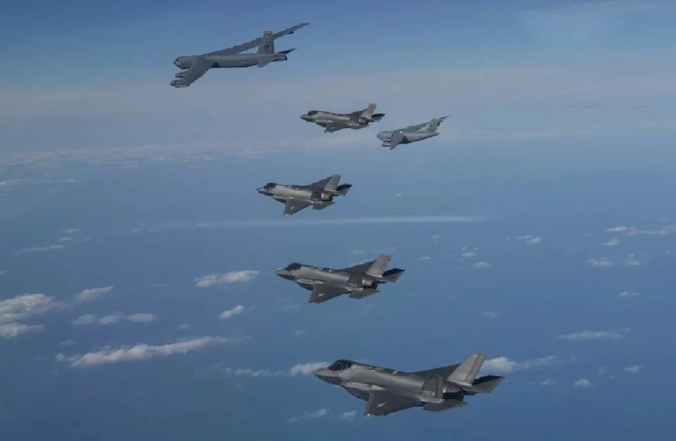 Korea Selatan Melepaskan Tembakan Amaran Selepas Pencerobohan Dron Korea Utara