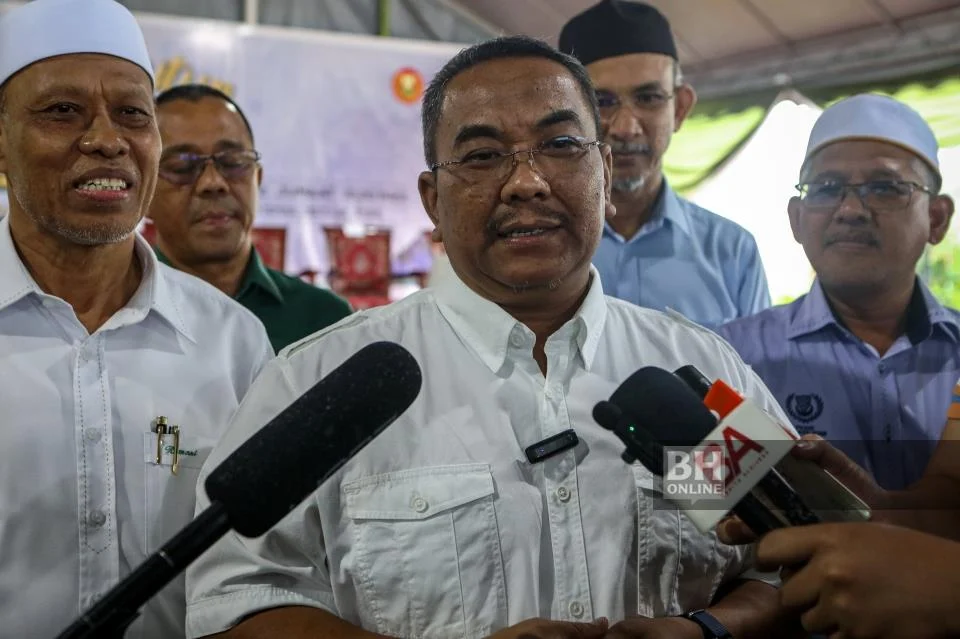 Tsunami Undi Melayu Kepada PN Kerana Dasar Perjuangan BN, PH Sudah Hancur