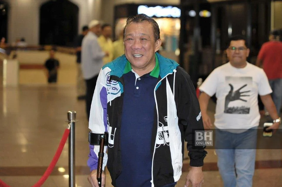 4 Pemimpin, Ratusan Ahli Digantung, Dipecat