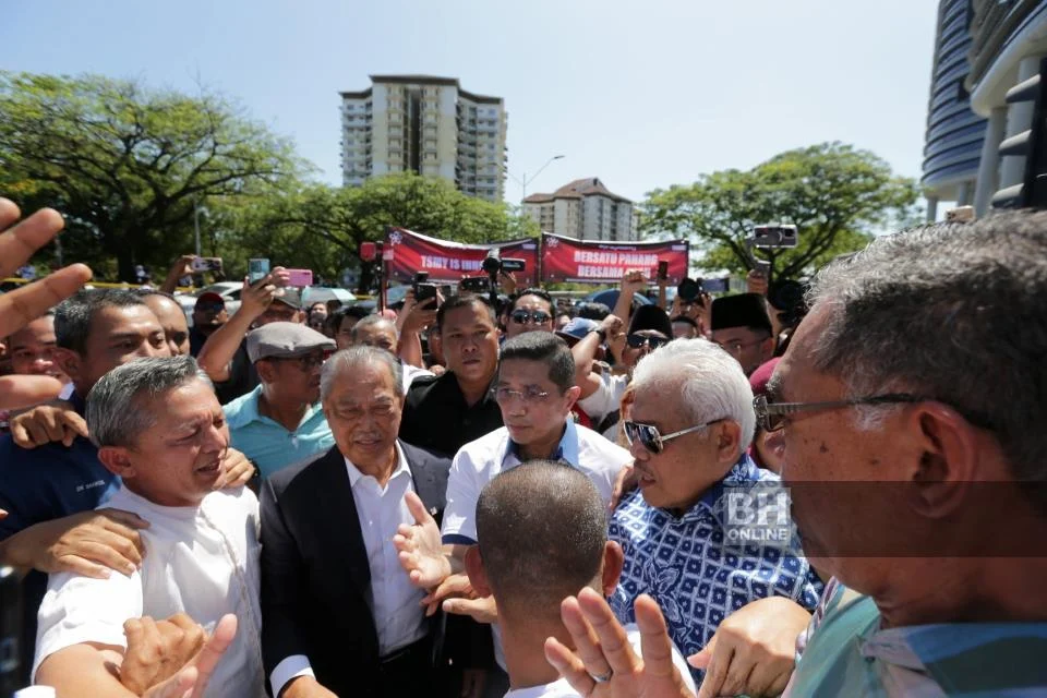 Azam Baki Sahkan Muhyiddin Akan Didakwa Di Mahkamah Esok