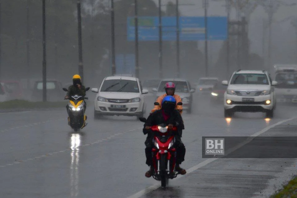 Amaran Hujan Lebat, Ribut Petir Di 8 Negeri