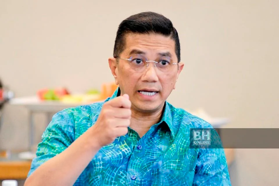 Azmin Dakwa PN Mampu Menang 33 Kerusi Di Selangor
