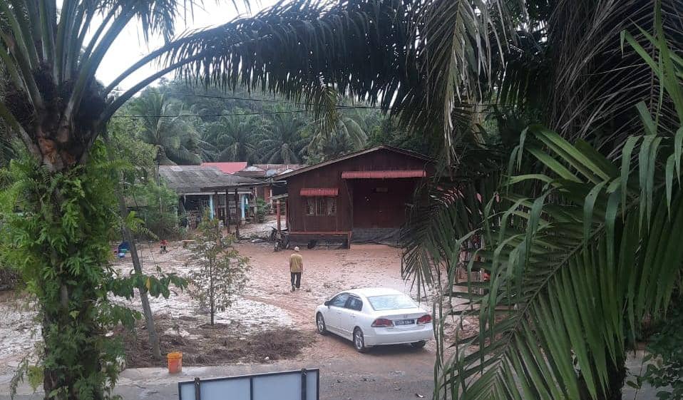 64 Rumah, Inap Desa Terjejas Banjir Kilat