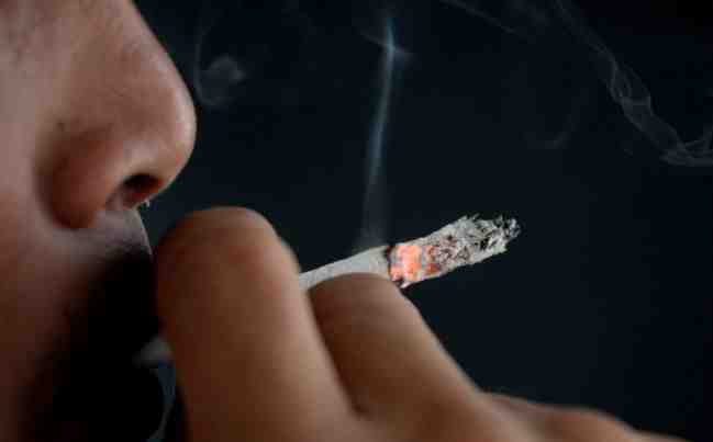 Pembantu Am, Ejen Insurans Rugi Lebih RM400,000