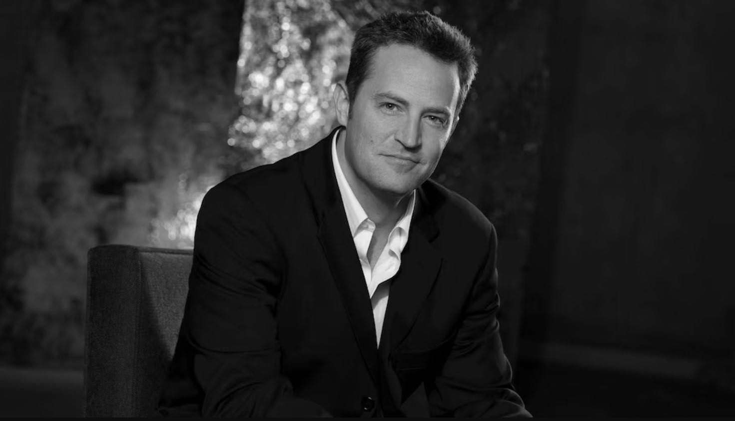 Pelakon Friends, Matthew Perry Meninggal Dunia