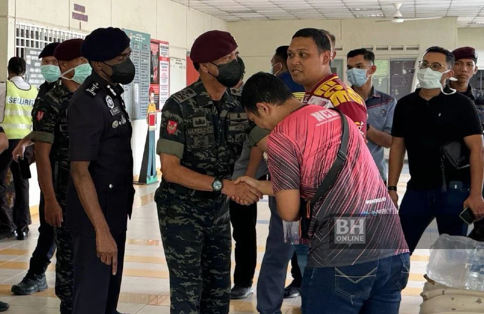 Bedah Siasat Mayat Dua Anggota Polis, Seorang Suspek Serangan Balai Polis Sedang Dijalankan