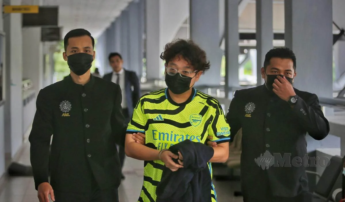 Pegawai Kastam Didakwa Kaut RM69,350 Untuk Lepaskan Lori Keluar Dari KLIA