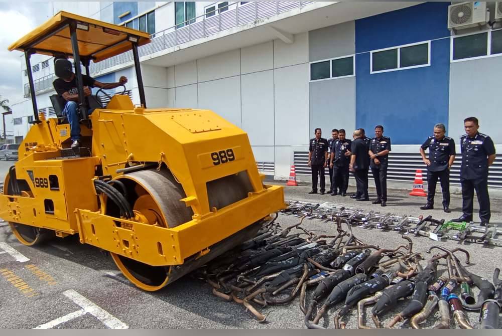 320 Aksesori Motosikal Diubahsuai Dilupuskan