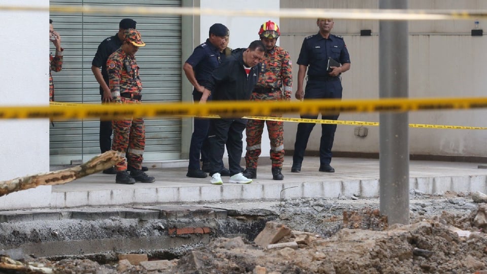 Sudah Lebih 24 Jam, Wanita Warga India Terjatuh Lubang Benam Masih Gagal Ditemui