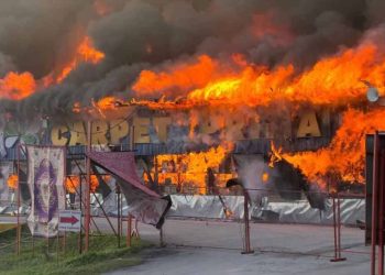 Kilang Karpet Di Nilai 3 Musnah Terbakar