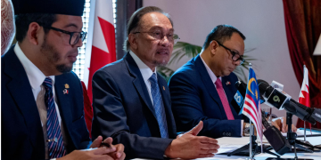 ‘Pemimpin Luar Mana Nak Jumpa Tun M’ – Anwar