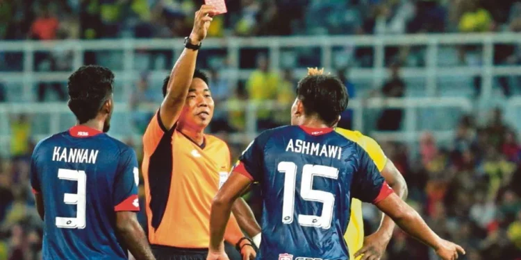 Fitri Jadi Pengadil Pertama Dalam Sejarah Dipecat FAM
