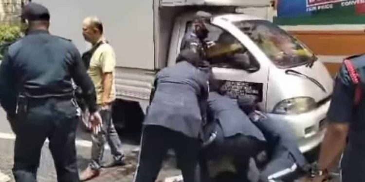 Dua Anggota DBKL Cedera Diserang Penjaja Di Bazar Ramadan