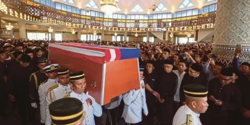 Bendera Pahang Dikibar Separuh Tiang Esok