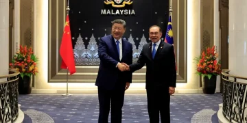 Presiden China, Xi Jinping Adakan Pertemuan Dengan PM Di Seri Perdana