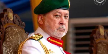 Kesilapan Papar Gambar Jalur Gemilang Tanpa Bulan Sabit Tak Boleh Diterima – Agong