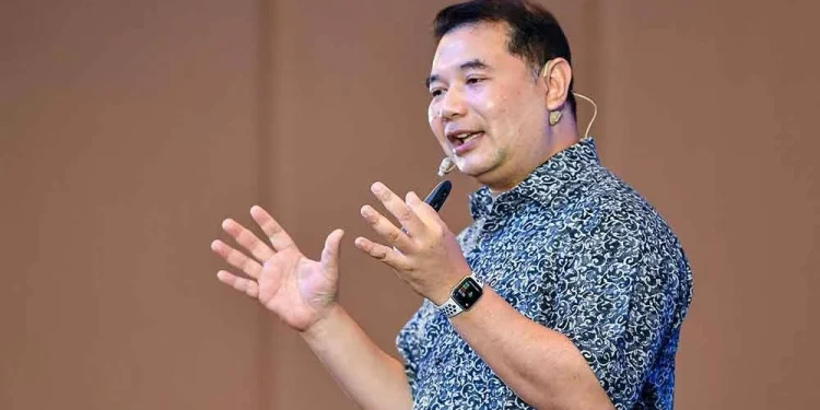 ‘Kehadiran Saya Di Sini Sementara’ – Rafizi Beri Bayangan Sedia Berundur?