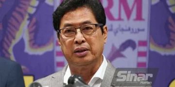 Harta Tun Daim Di UK Dibekukan – Azam Baki