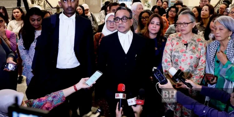 Nama Mencerminkan Identitinya. Adakah Itu Tidak Cukup Jelas? – Hakim