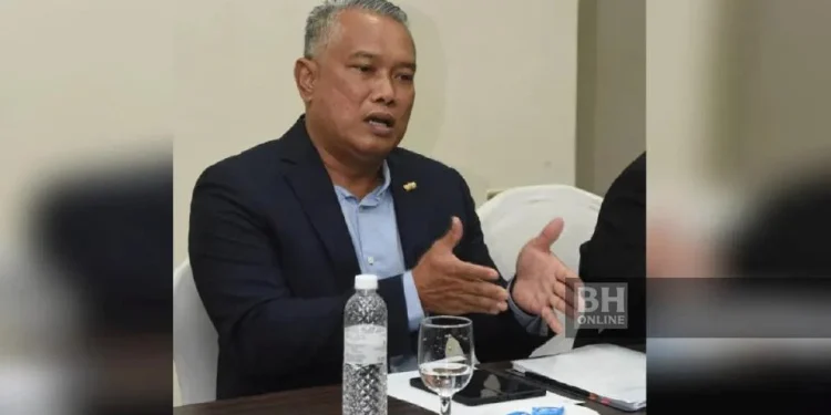 ‘Bas Persiaran Disewa Atas Inisiatif Pelajar Balik Bercuti Sempena Aidiladha, Ia Bukan Bas UPSI’ – Naib Canselor UPSI