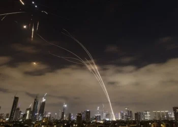 Iran Sedia Serang Israel Dengan Peluru Berpandu Canggih Jika Diancam