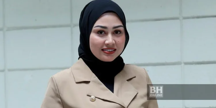 Polis Buru 2 Rakan Didakwa Aniaya Eda Ezrin Dan 5 Lagi