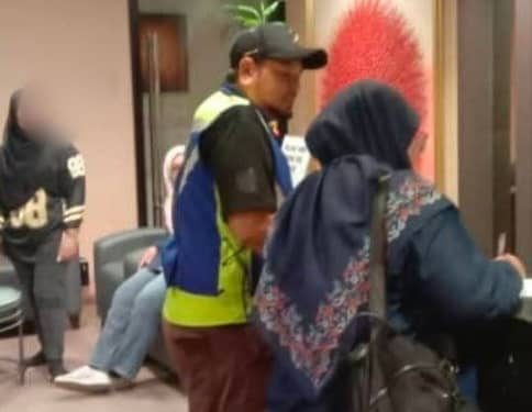 Masuk Rumah Bini Orang Larut Malam