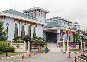 Konflik Israel – Qatar: PM Hadiri Sidang Kemuncak Tergempar Arab-Islam Di Doha