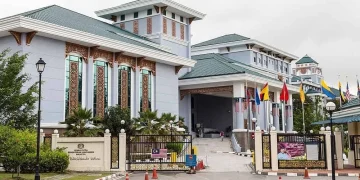 Konflik Israel – Qatar: PM Hadiri Sidang Kemuncak Tergempar Arab-Islam Di Doha