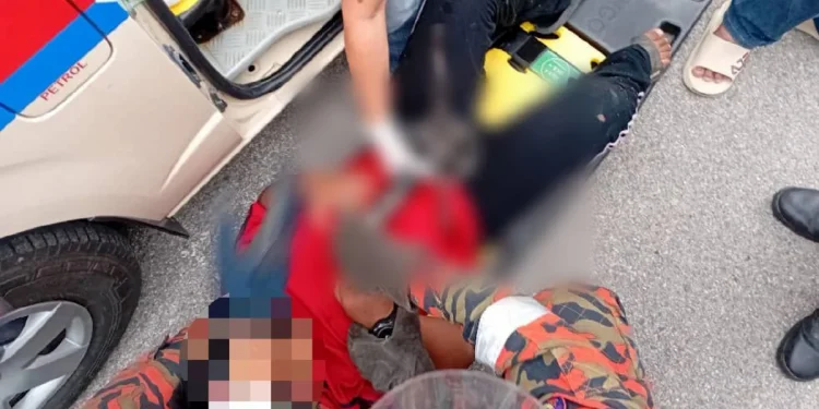 Budak Lelaki Cedera Di Perut, Tertusuk Besi Pengayuh Basikal