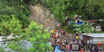 7 Sekeluarga Dikhuatiri Tertimbus Akibat Tanah Runtuh