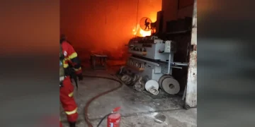 Dua Kilang Perabot Terbakar