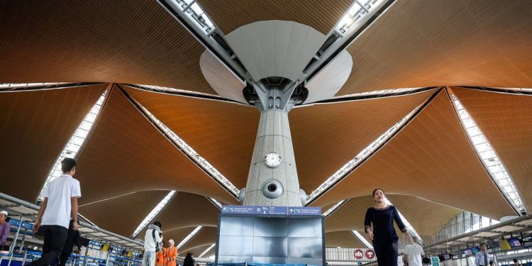 Bumbung KLIA Bocor: Kontraktor Perlu Bertanggungjawab – Loke