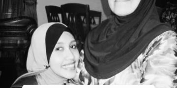Wanita Bertemu Seseorang Menyerupai Arwah Ibunya