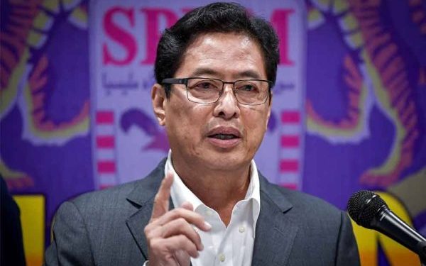 Rafizi Tak Suka Saya – Azam Baki