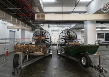 Agong Kurnia Kebenaran Guna Dua ‘Airboat’ Milik Peribadi Bantu Operasi Banjir