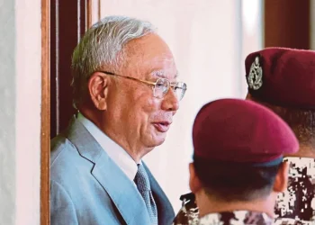 Empat Tuduhan Salah Guna Kedudukan Tidak Memprejudiskan Najib – Hakim