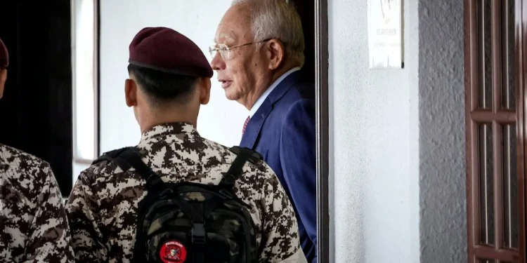 Suapan RM2.3 Bilion Dana 1MDB: Najib Bersalah Guna Kedudukan