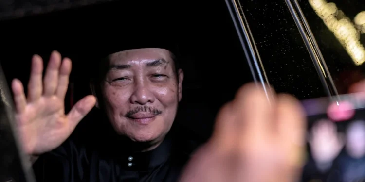 Jangan Kejar Agenda Peribadi, Amaran Hajiji Kepada Setiausaha Politik Baharu Dilantik