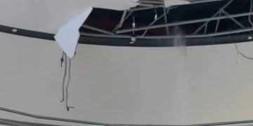 Hujan Lebat, Bumbung TRX Bocor Lagi Petang Tadi